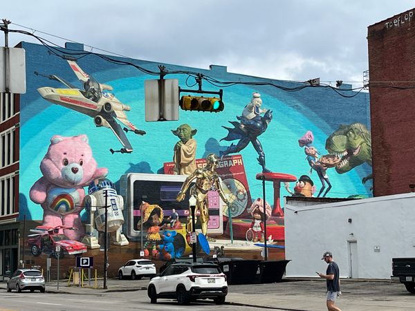 I came across this mural while walking around downtown Cincinnati. 